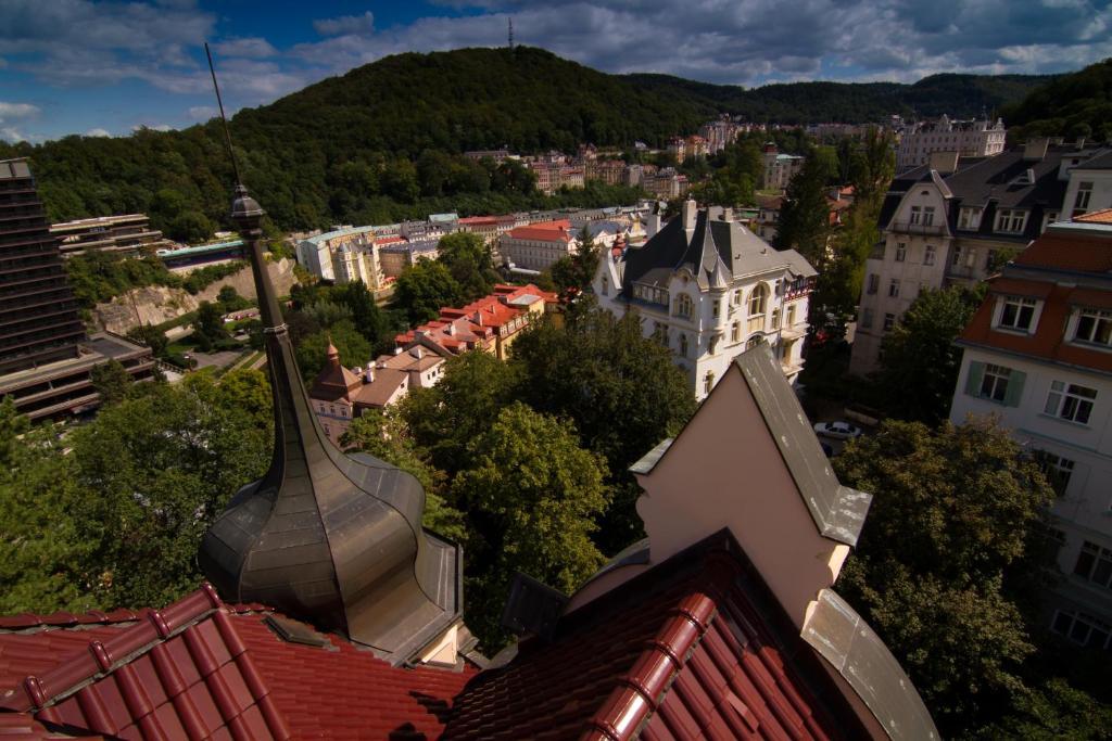 Apartmany Villa Liberty Karlsbad Buitenkant foto