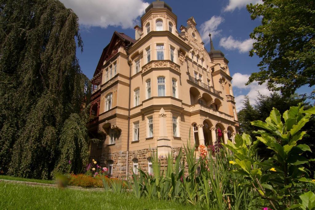 Apartmany Villa Liberty Karlsbad Buitenkant foto