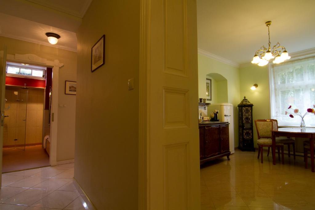 Apartmany Villa Liberty Karlsbad Kamer foto